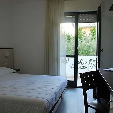 Eden Park Hotel Chiaravalle