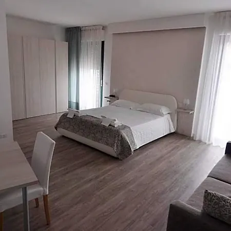 Eden Park Hotel 3*