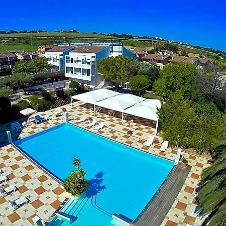 Hotel Eden Park